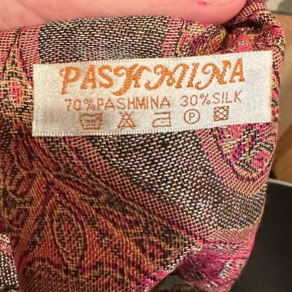 Pashmina Scarf - Picture 10 of 10